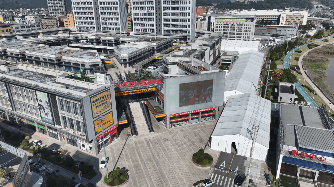 图到全球订单!永嘉教玩具五十载蝶变九游会网址是多少从一张识字塑料挂(图3) 图到全球订单!永嘉教玩具五十载蝶变九游会网址是多少从一张识字塑料挂(图3)