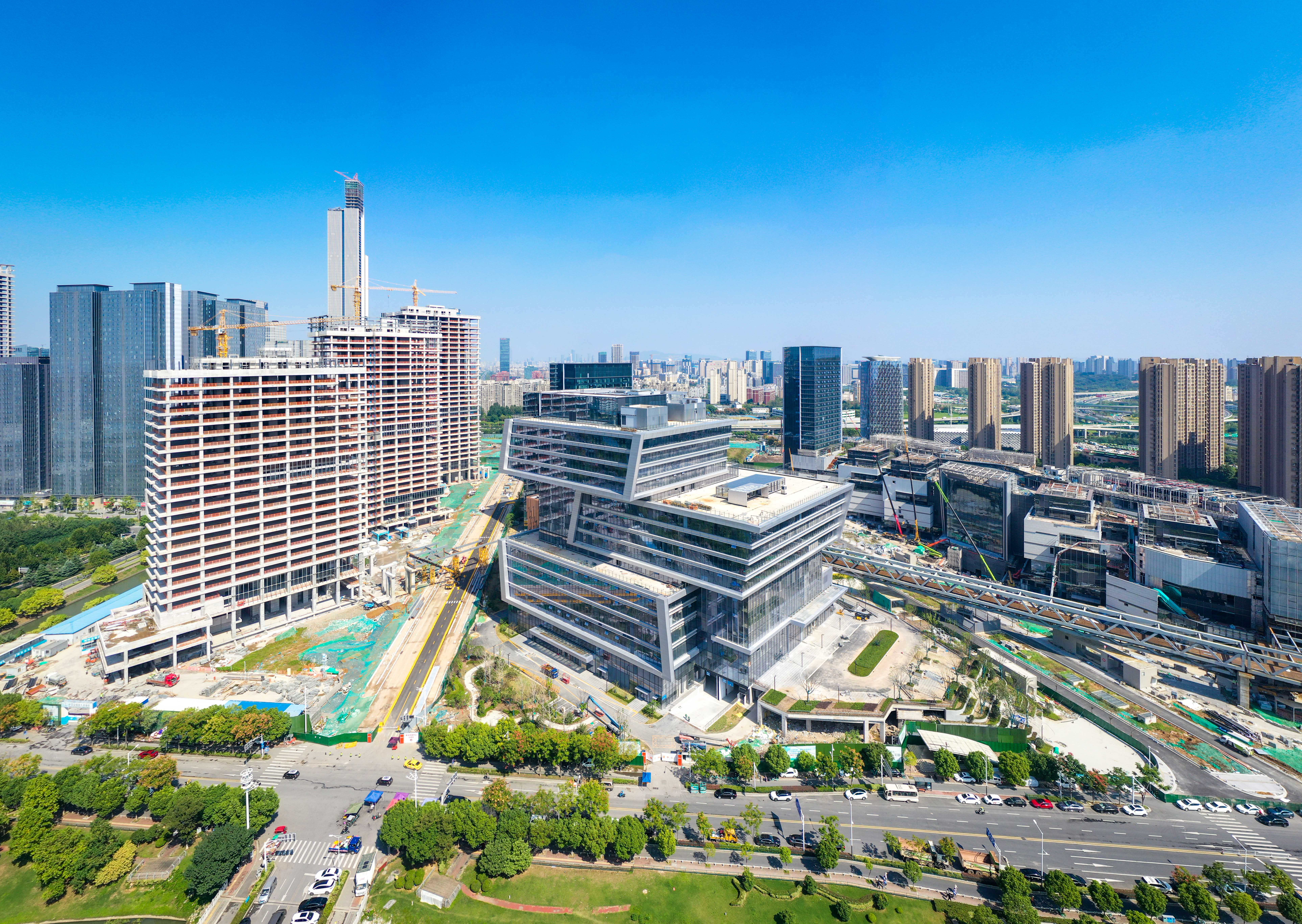 京:项目建设加速度现代化产业园雏形初现j9国际站登录重大项目一线探访│江苏南(图3) 京:项目建设加速度现代化产业园雏形初现j9国际站登录重大项目一线探访│江苏南(图3)