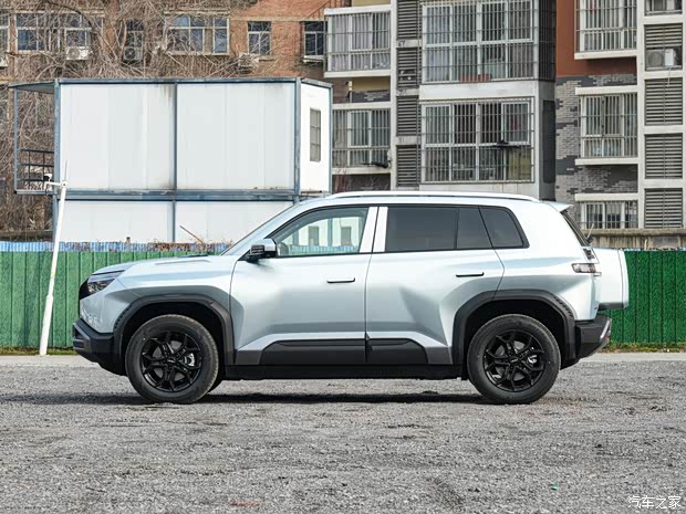 1538万元起 钛7 EV闪充版预售22万元起j9九游会(中国)网站方程豹钛3闪充版上市 售(图5)