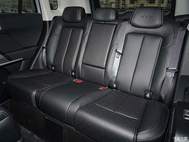 1538万元起 钛7 EV闪充版预售22万元起j9九游会(中国)网站方程豹钛3闪充版上市 售(图7)